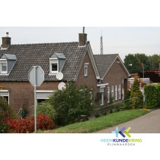 IMG_0139Voormalige bazenwoningen met Kantine Spijksedijk 04-10-2010 Coll. P (2)